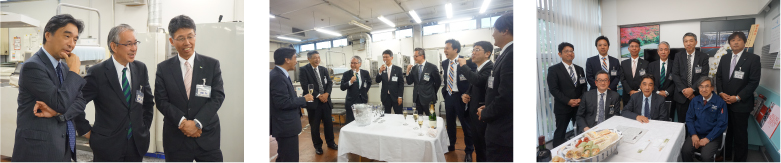 始動式の様子。関係各社お立会いの中、塚田社長が始動ボタンを押し、無事稼働。シャンパンで乾杯。（2017年4月27日）